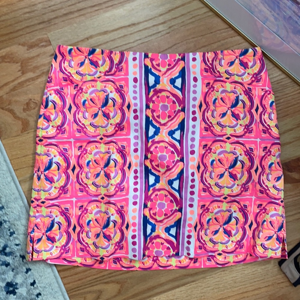 Lilly Pulitzer skort size 8
